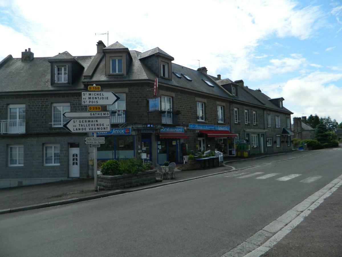 B&B La Seliniere Champ-du-Boult Exterior foto